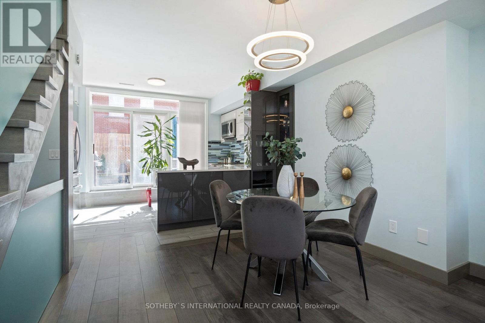 30 Michael Power Place, Toronto, Ontario  M9A 5G9 - Photo 11 - W12101926
