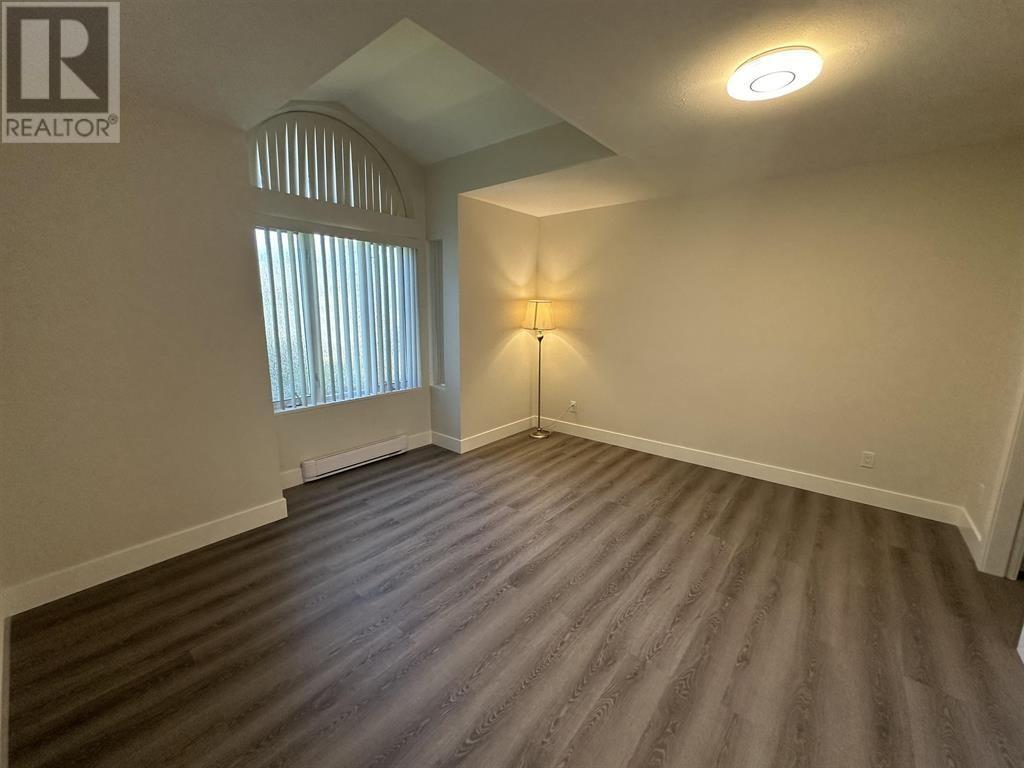 4987 Laurel Avenue, Sechelt, British Columbia  V0N 3A2 - Photo 5 - R3001266