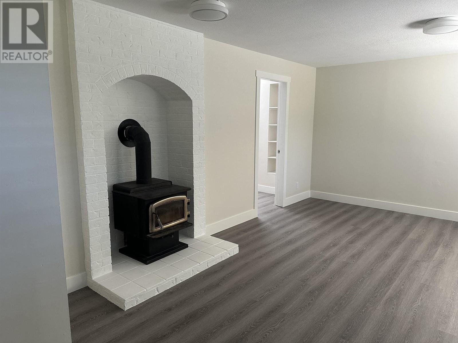 4987 Laurel Avenue, Sechelt, British Columbia  V0N 3A2 - Photo 6 - R3001266