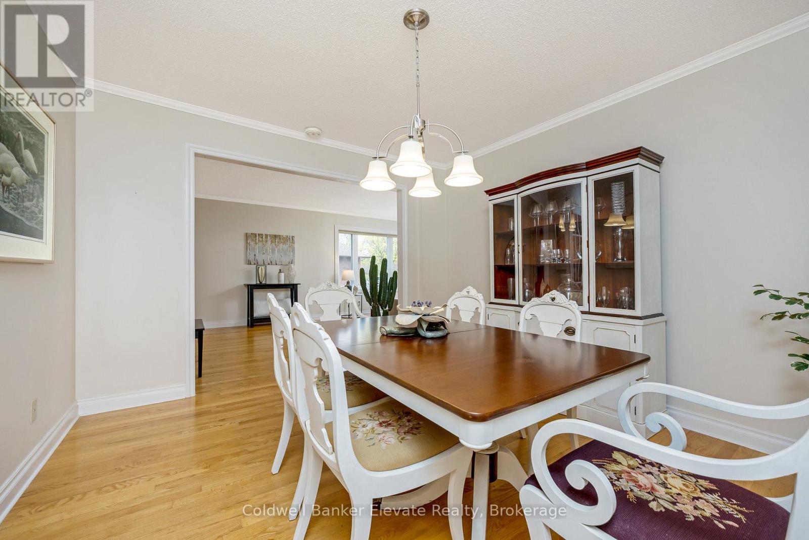 39 Harold Street, Halton Hills, Ontario  L7G 4X8 - Photo 12 - W12137948