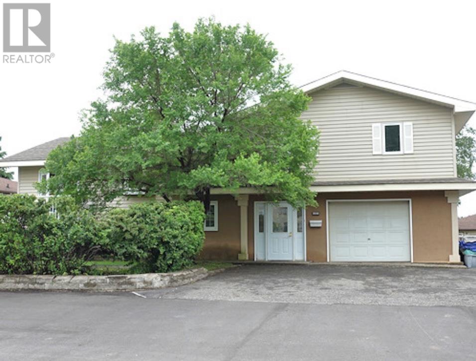 Property at 227 Skyline AVE image 3