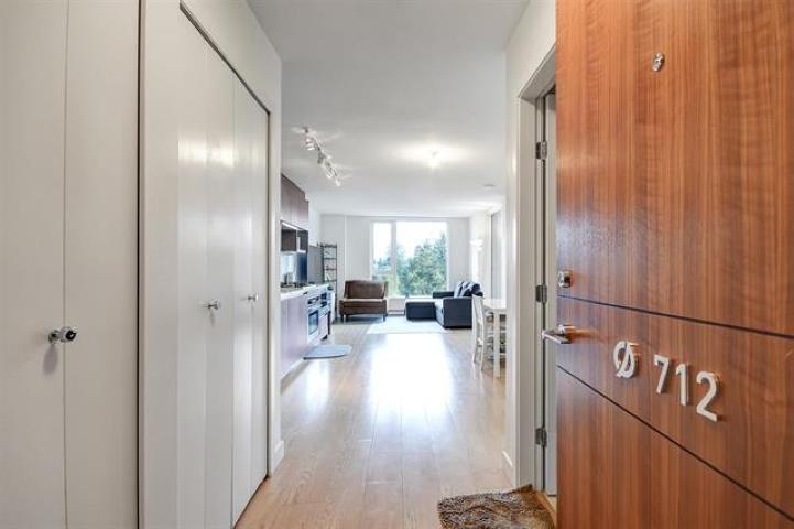 712 13696 100 Avenue, Surrey, British Columbia  V3T 0L5 - Photo 4 - R3001226