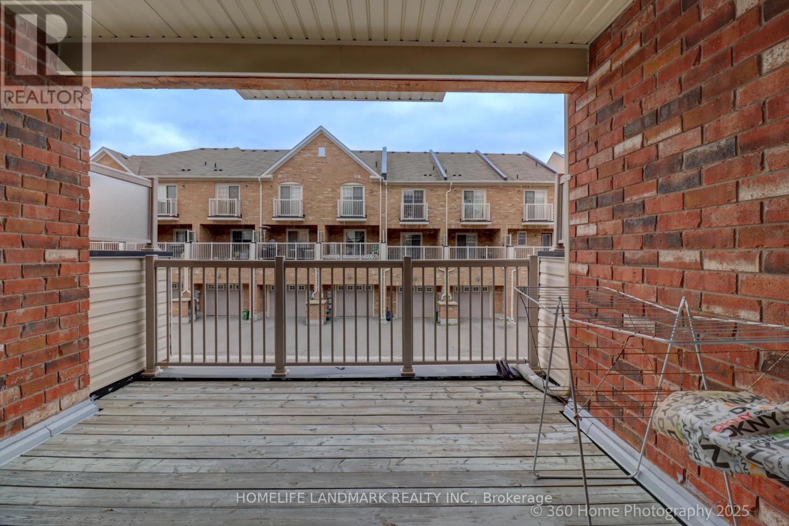 5293 Major Mackenzie Drive E, Markham (Berczy), Ontario  L6C 0N3 - Photo 5 - N12141866