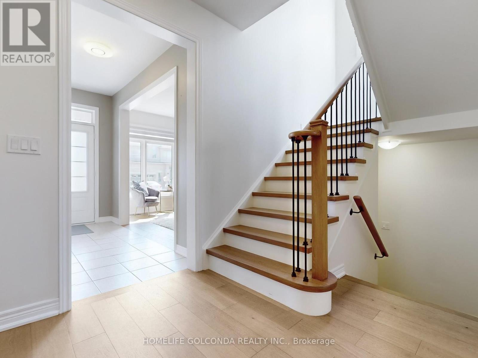 16 Eastgrove Square, East Gwillimbury, Ontario  L9N 0R2 - Photo 26 - N12141902