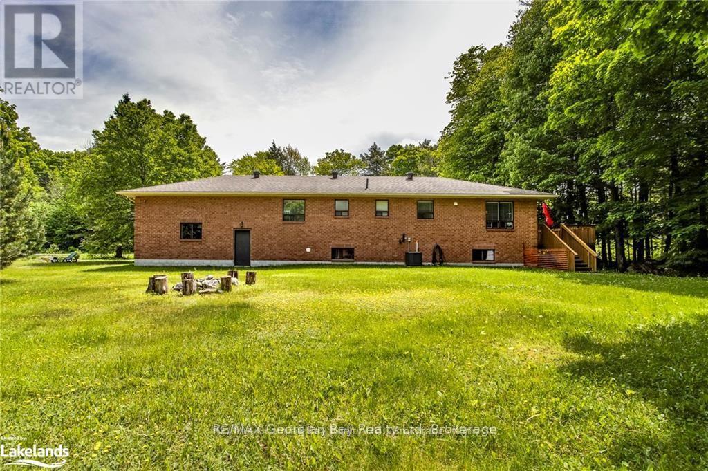 50 Leonard Road, Tiny, Ontario  L9M 2H7 - Photo 32 - S12141965