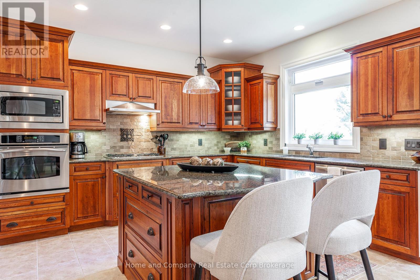 29 Sir Adam Beck Road, Stratford, Ontario  N5A 8B8 - Photo 11 - X12141999