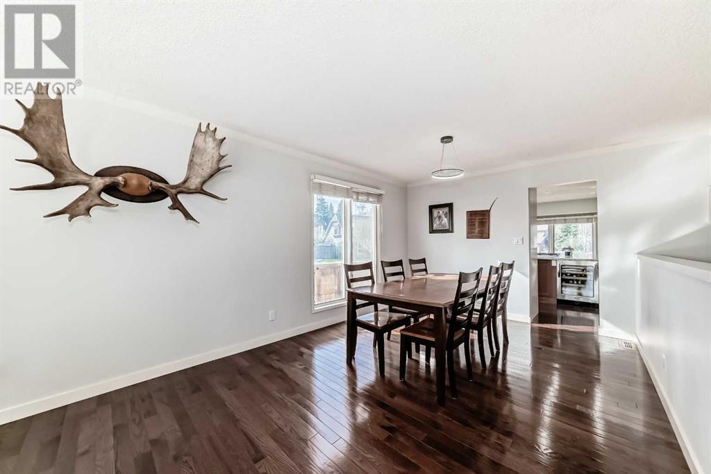 335 Oakfern Way Sw, Calgary, Alberta  T2V 4K2 - Photo 6 - A2217900