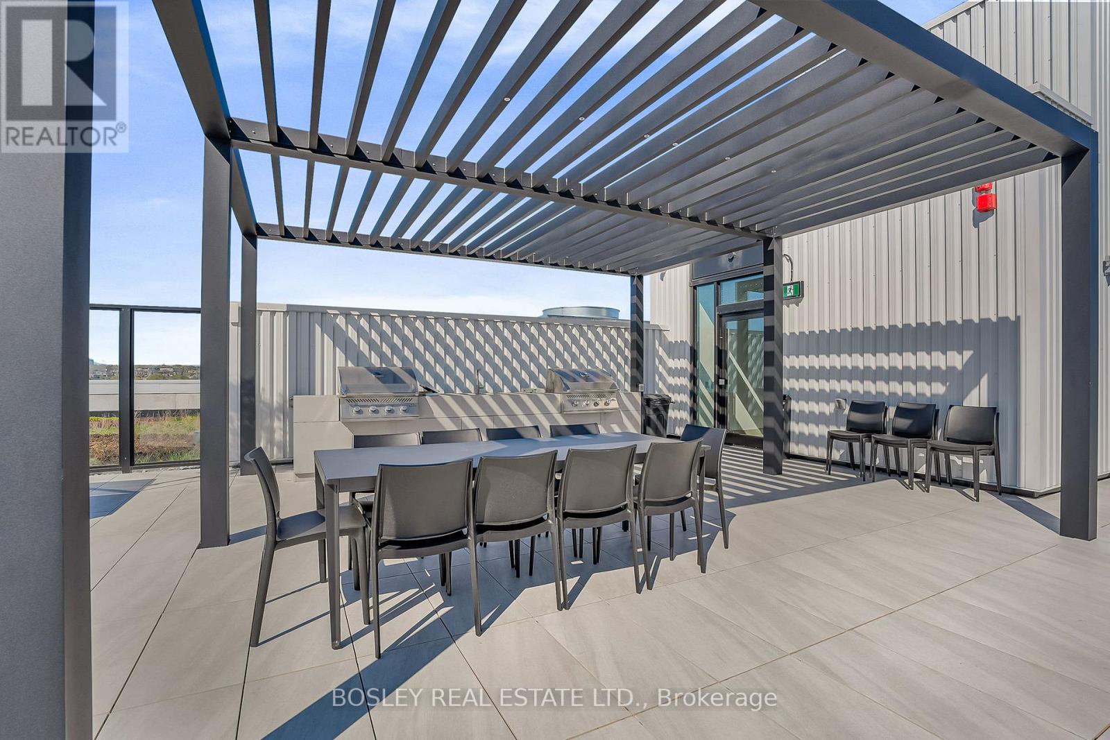 522 - 2720 Dundas Street W, Toronto, Ontario  M6P 0C3 - Photo 15 - W12141765