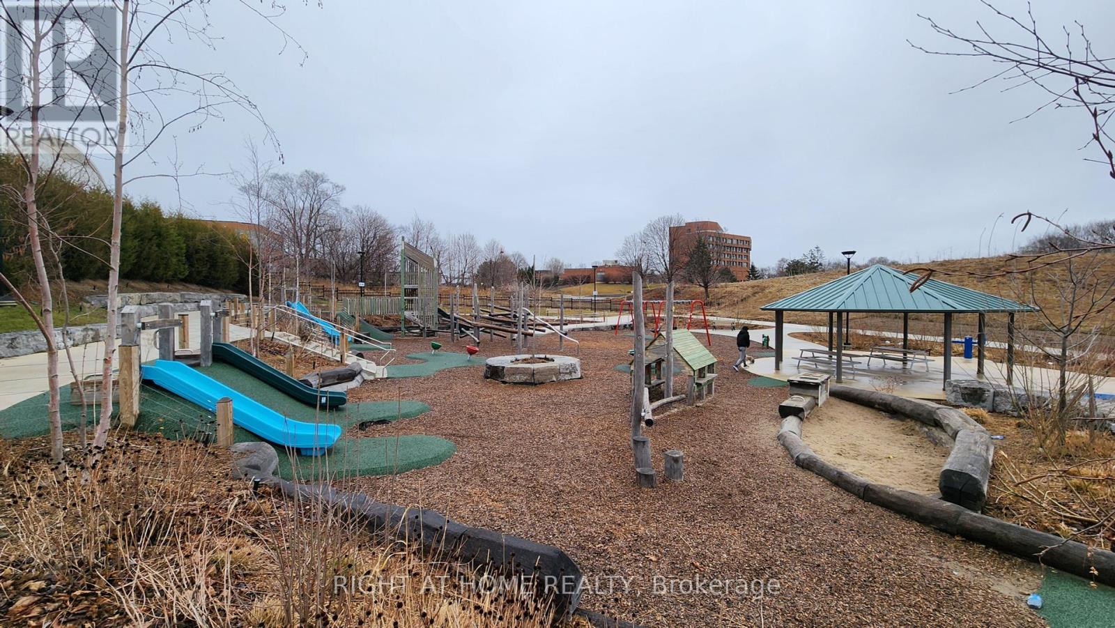 403 - 135 Canon Jackson Drive, Toronto, Ontario  M6M 0C3 - Photo 41 - W12141766