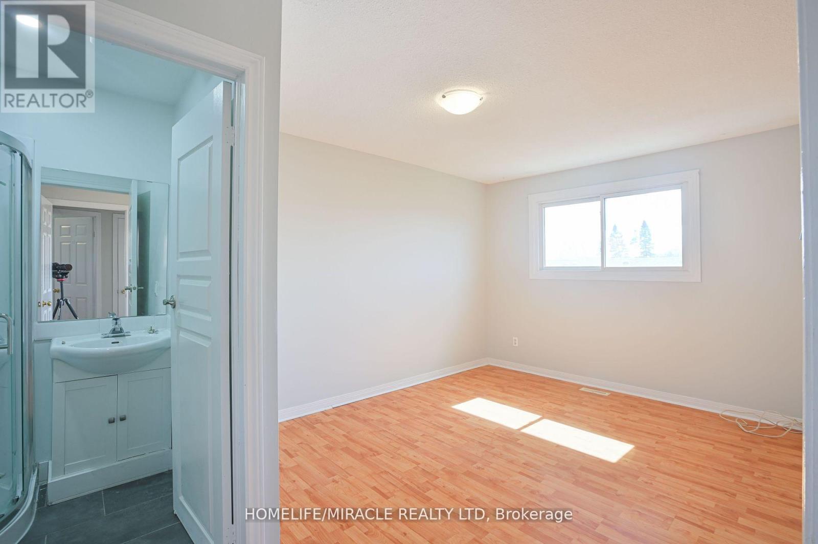28 Peterson Court N, Brampton, Ontario  L6Z 1K6 - Photo 19 - W12141860