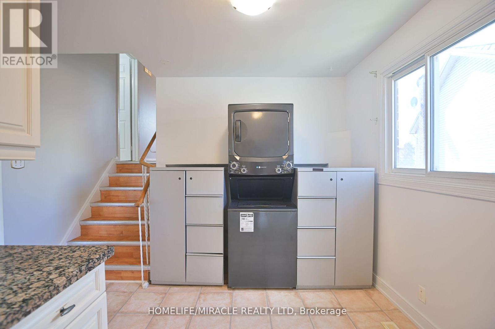 28 Peterson Court N, Brampton, Ontario  L6Z 1K6 - Photo 30 - W12141860