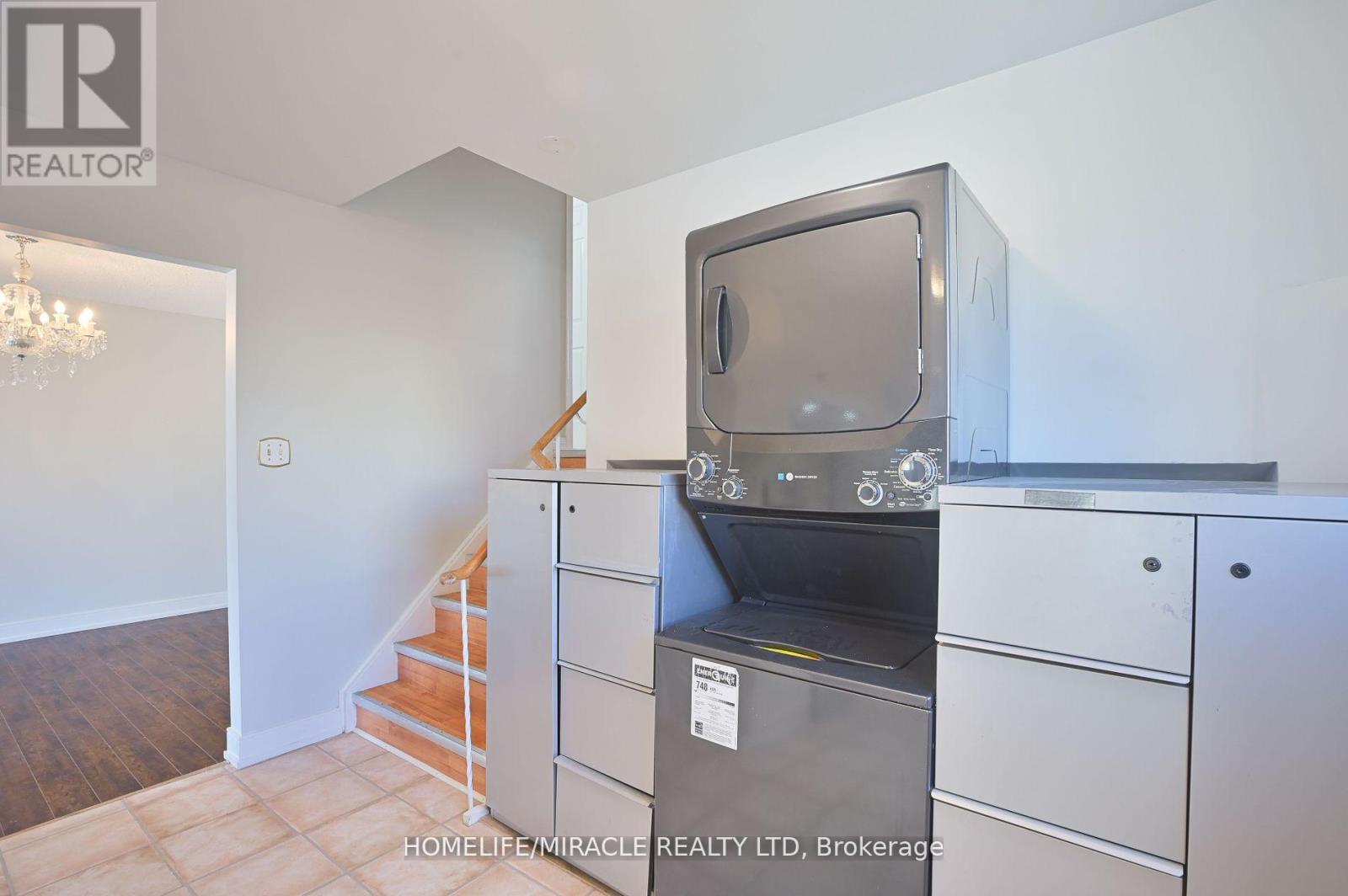 28 Peterson Court N, Brampton, Ontario  L6Z 1K6 - Photo 31 - W12141860