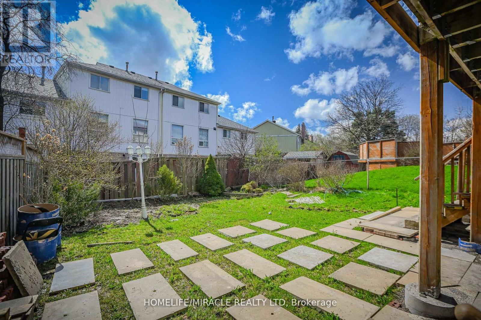 28 Peterson Court N, Brampton, Ontario  L6Z 1K6 - Photo 35 - W12141860