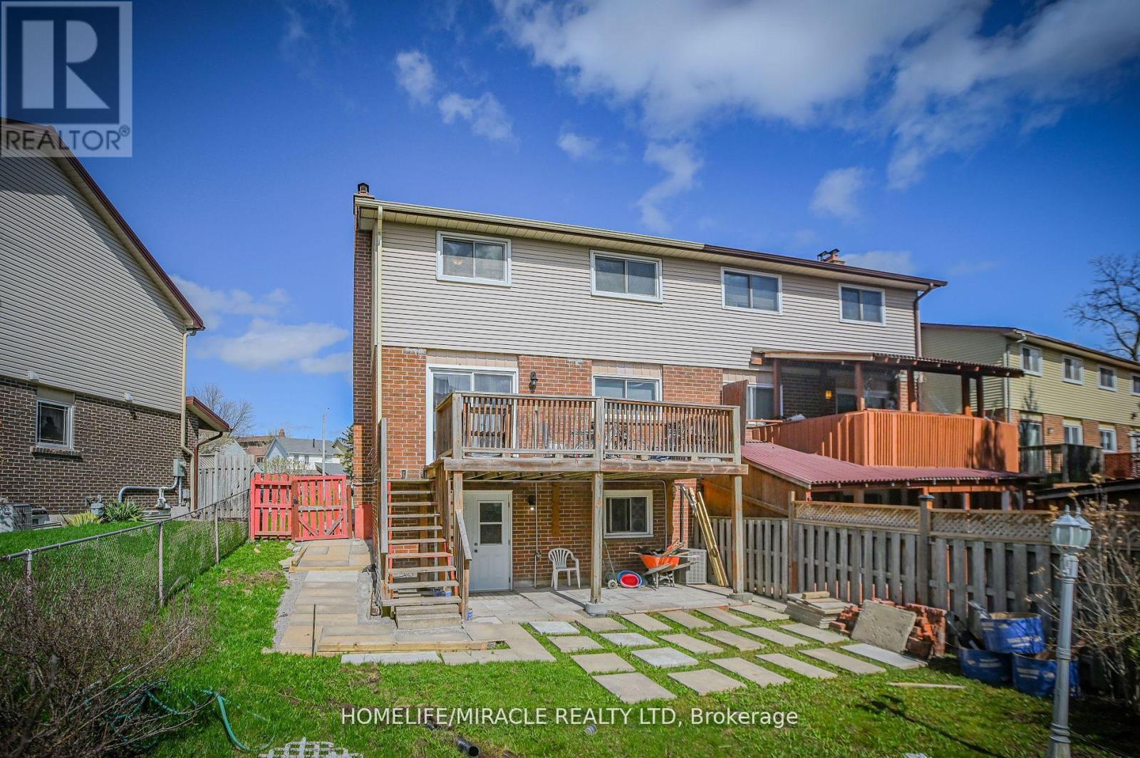 28 Peterson Court N, Brampton, Ontario  L6Z 1K6 - Photo 38 - W12141860