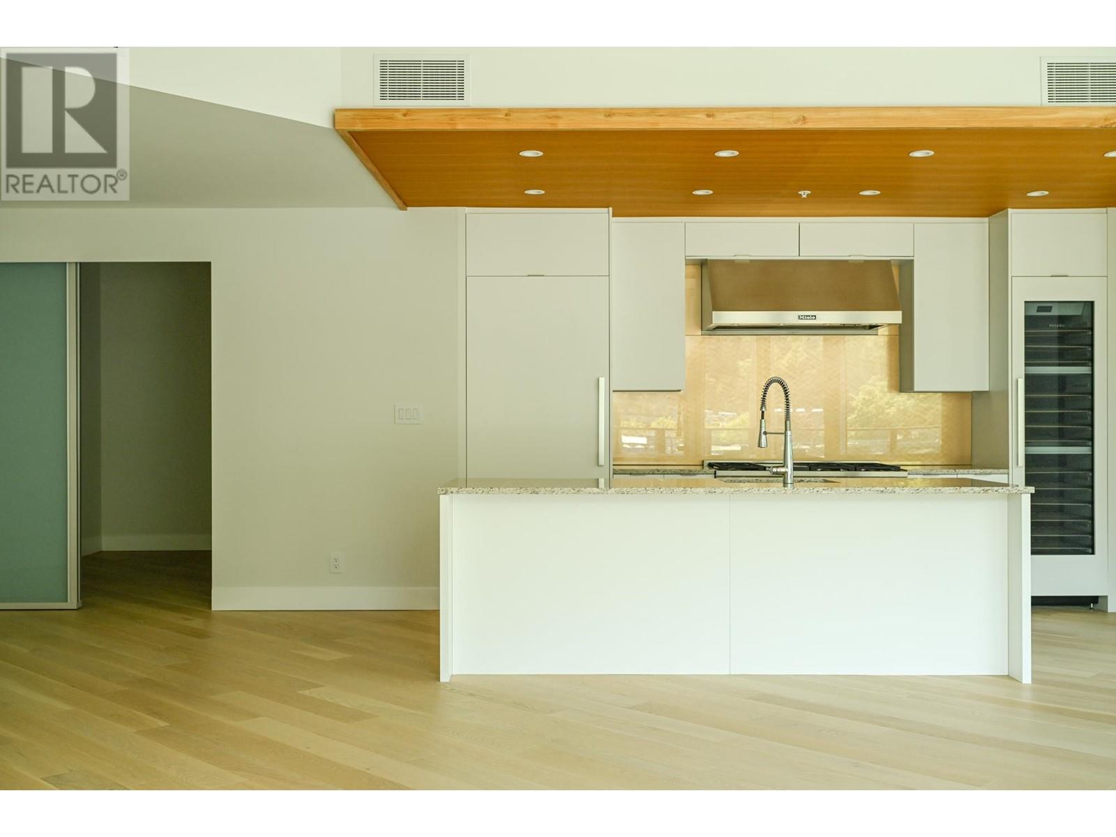 302 6707 Nelson Avenue, West Vancouver, British Columbia  V7W 0A4 - Photo 14 - R2999020