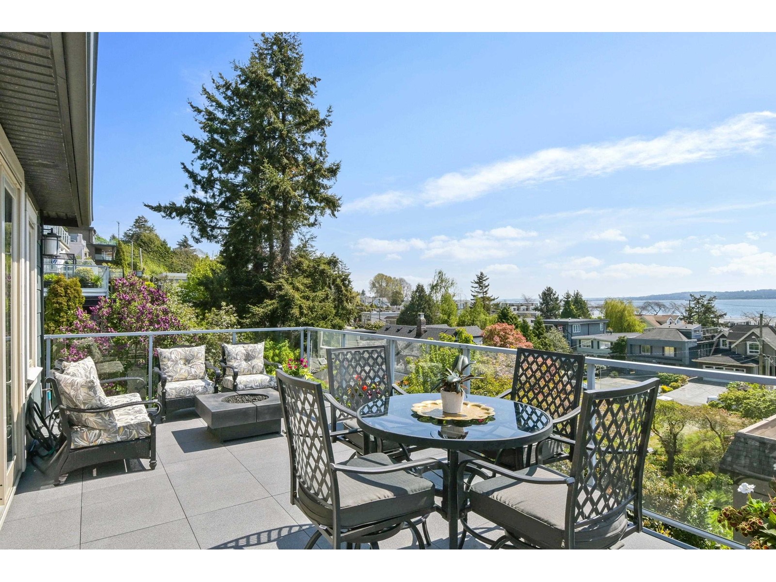 Property at 14738 MCDONALD AVENUE image 3
