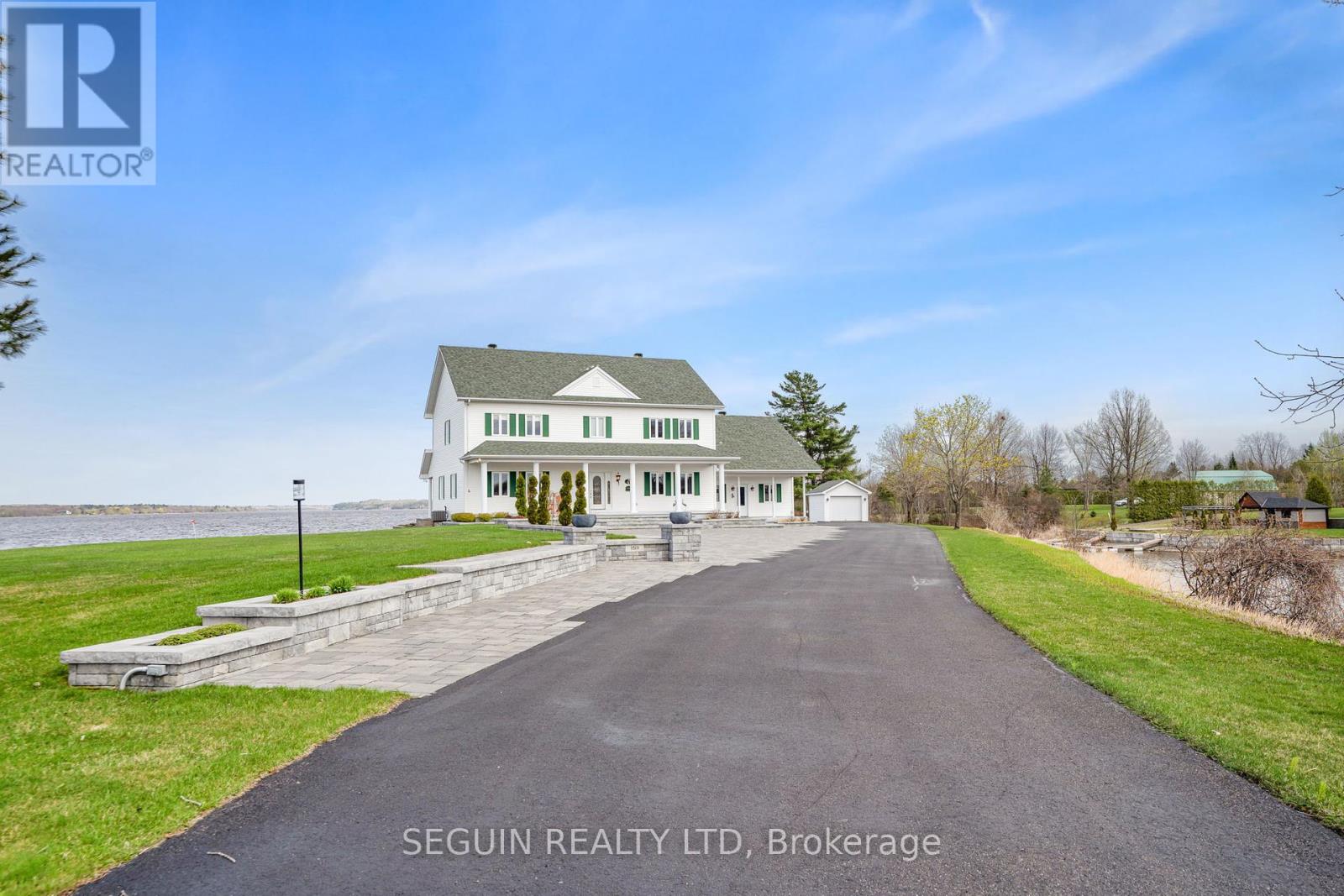 3519 FRONT ROAD, East Hawkesbury, Ontario