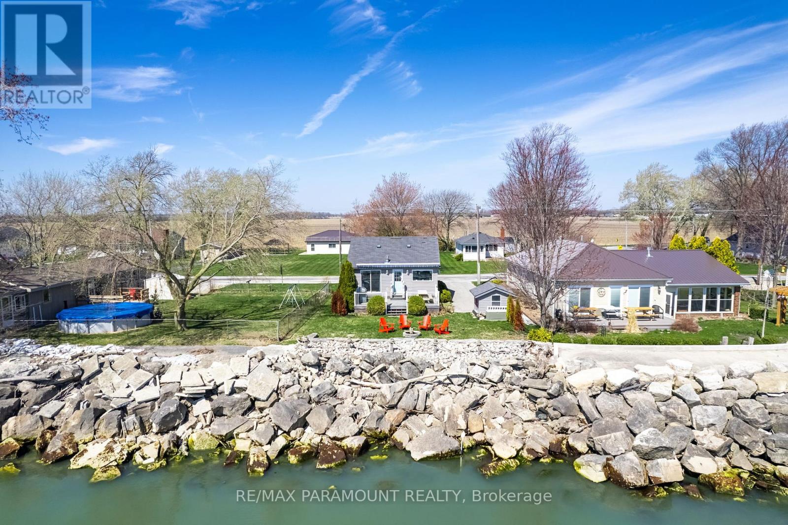 24 Pulley Road, Leamington, Ontario  N0P 2P0 - Photo 37 - X12141803