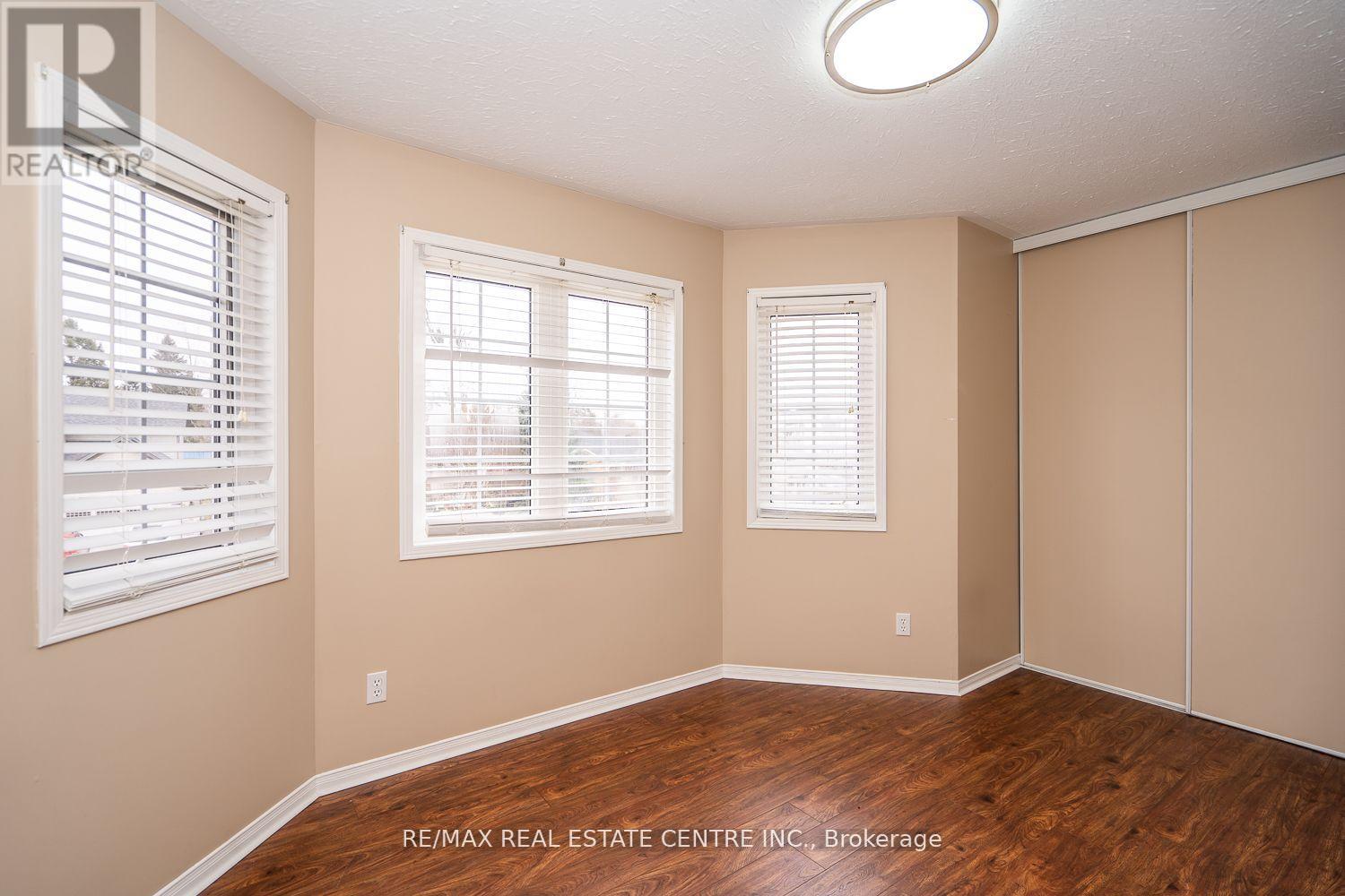 416 Olde Village Lane, Shelburne, Ontario  L9V 3A4 - Photo 39 - X12141838