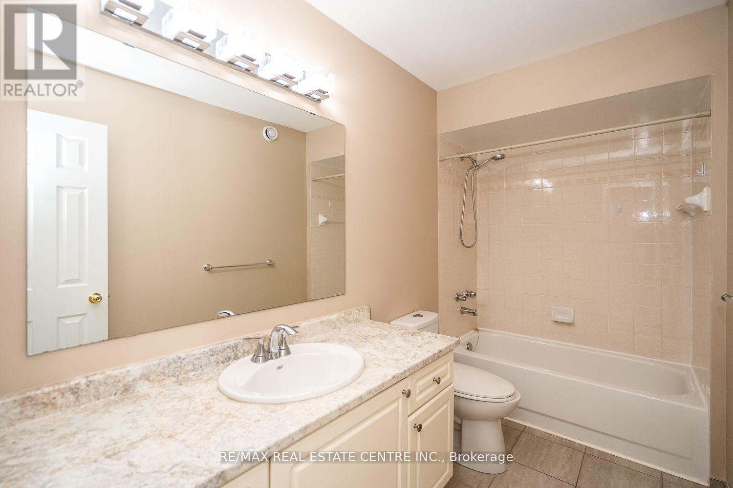 416 Olde Village Lane, Shelburne, Ontario  L9V 3A4 - Photo 44 - X12141838
