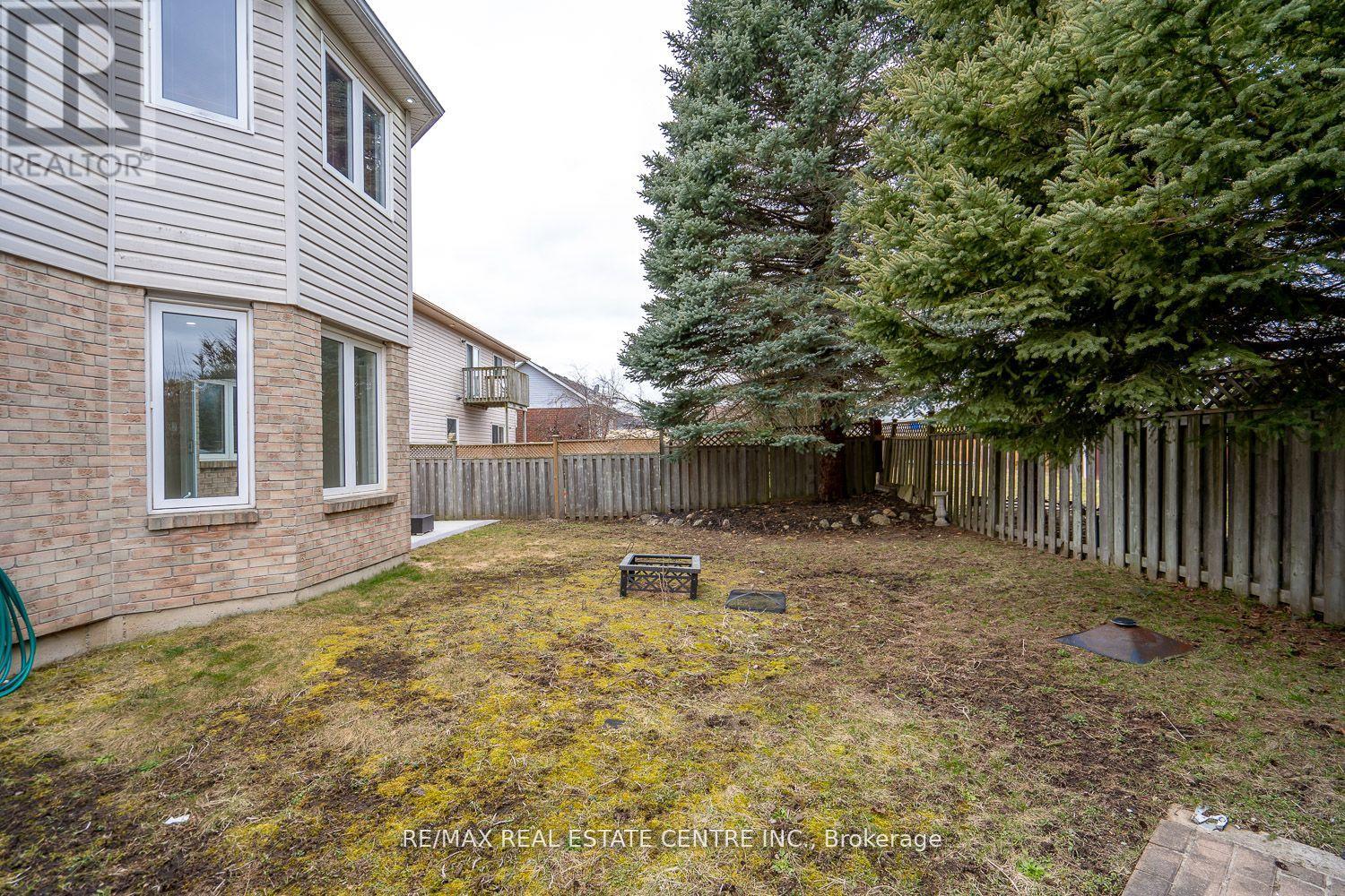 416 Olde Village Lane, Shelburne, Ontario  L9V 3A4 - Photo 49 - X12141838