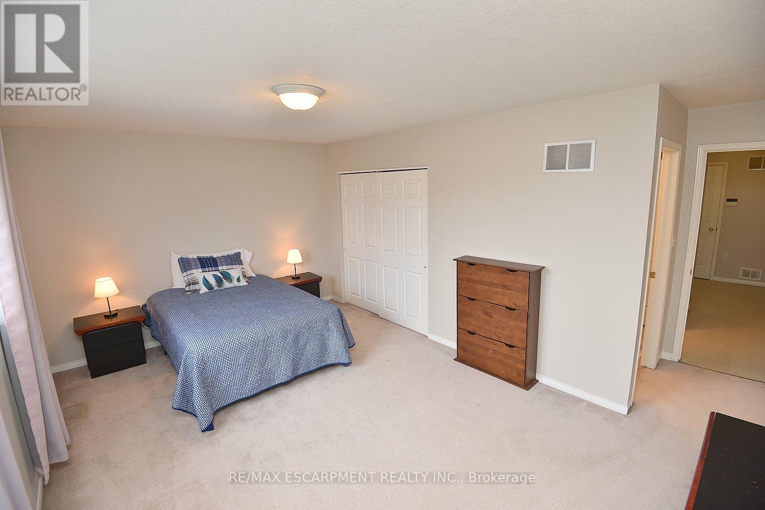 5 - 174 Highbury Drive, Hamilton, Ontario  L8J 3T8 - Photo 21 - X12141852
