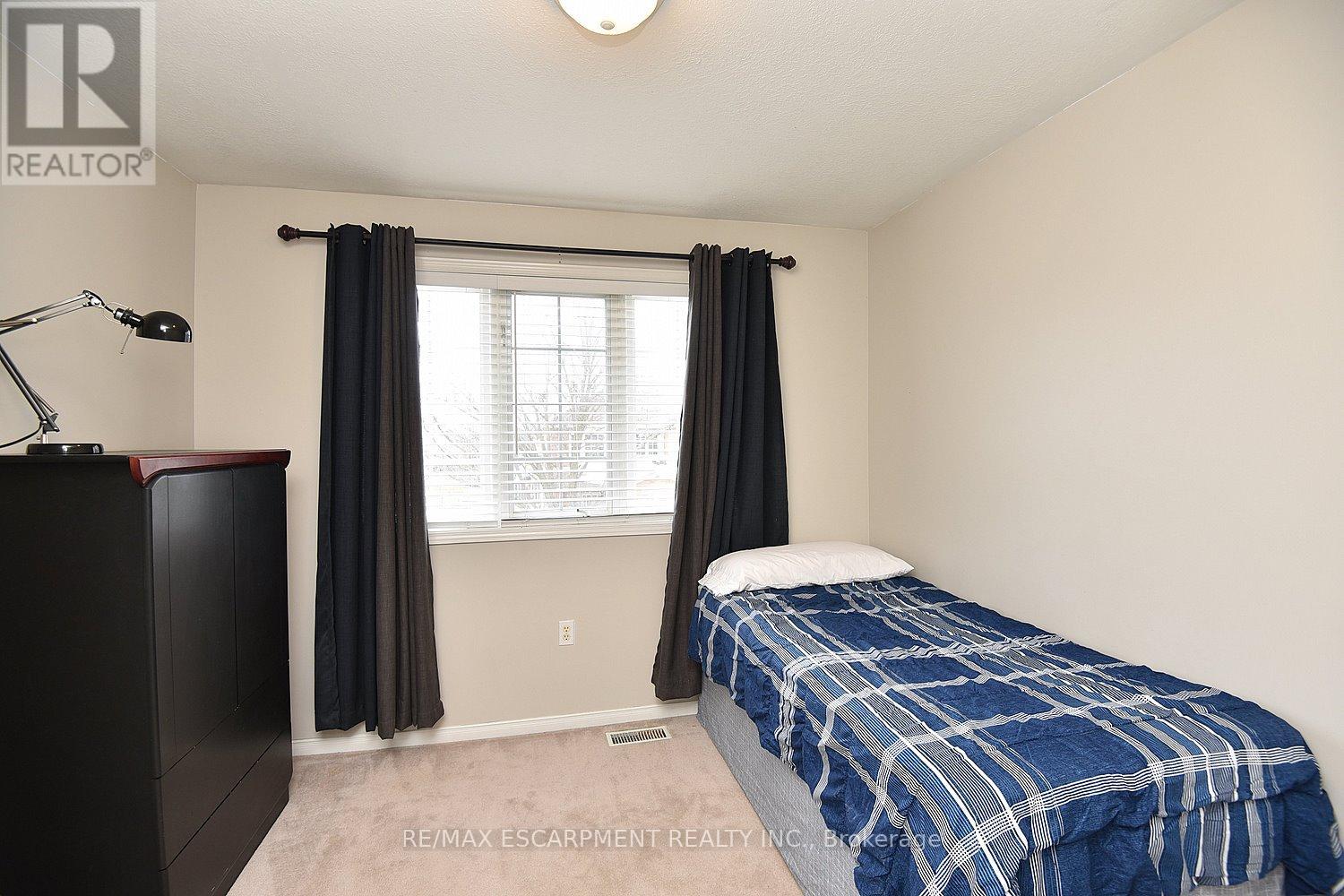 5 - 174 Highbury Drive, Hamilton, Ontario  L8J 3T8 - Photo 25 - X12141852