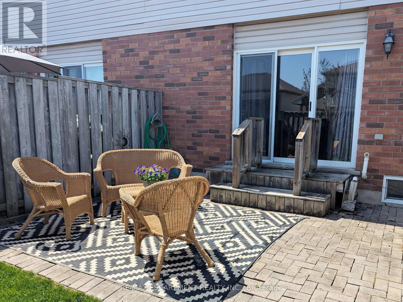 5 - 174 Highbury Drive, Hamilton, Ontario  L8J 3T8 - Photo 33 - X12141852