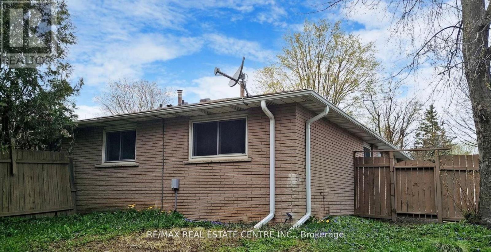 225 Simon Street, Shelburne, Ontario  L9V 3Y3 - Photo 33 - X12141864