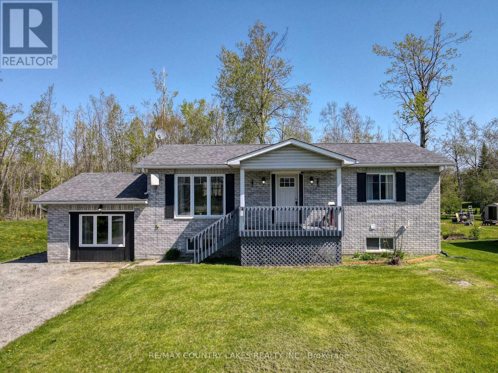 Property at 40 GREENWOOD CRESCENT image 1