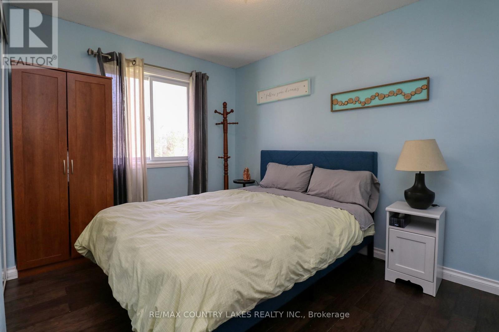 40 Greenwood Crescent, Kawartha Lakes, Ontario  K0M 2T0 - Photo 16 - X12141923