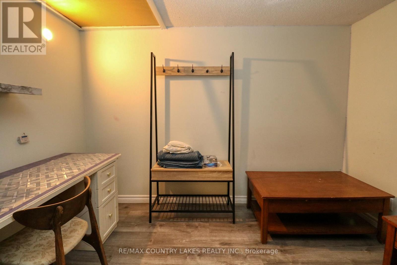 40 Greenwood Crescent, Kawartha Lakes, Ontario  K0M 2T0 - Photo 29 - X12141923