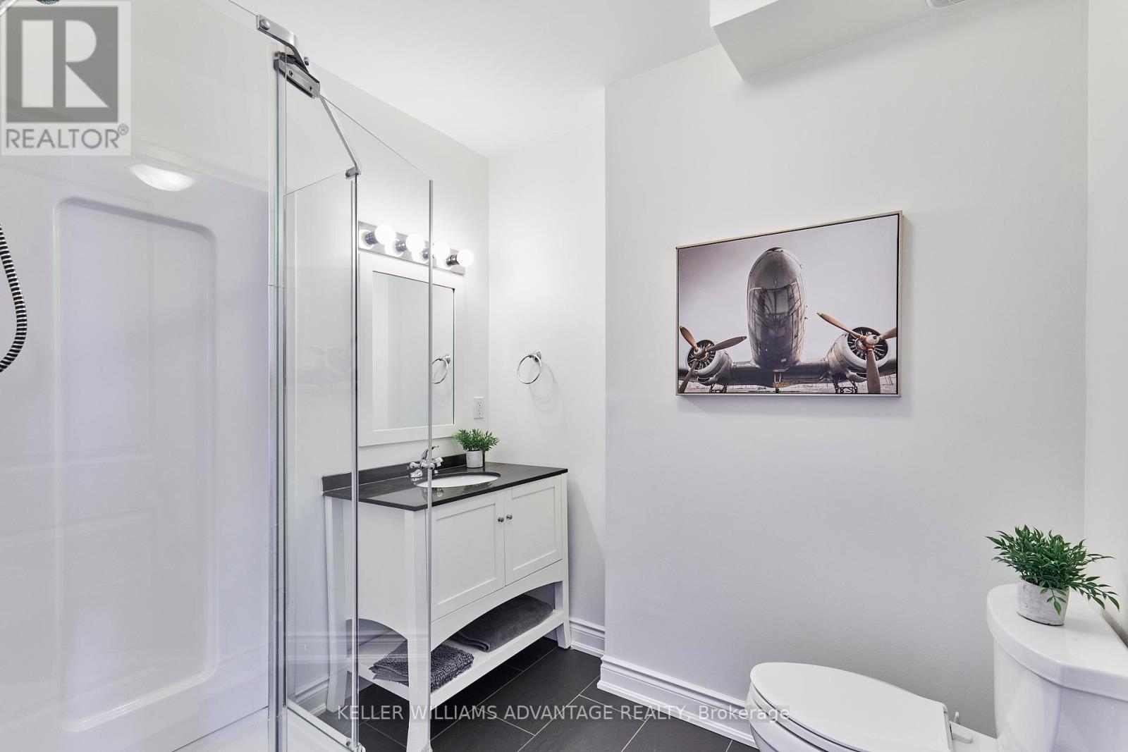 477 Davisville Avenue, Toronto, Ontario  M4S 1H9 - Photo 12 - C12078372