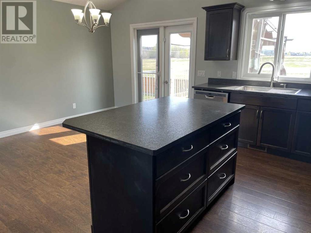 Property at 23 Rockhaven Way image 5
