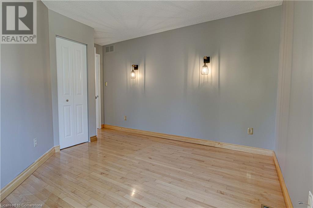 365 Bennington Gate Unit# 30, Waterloo, Ontario  N2T 2L1 - Photo 18 - 40724691