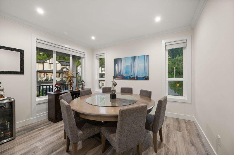 8476 Forest Gate Drive, Eastern Hillsides, Chilliwack, British Columbia  V4Z 0C7 - Photo 6 - R3001212