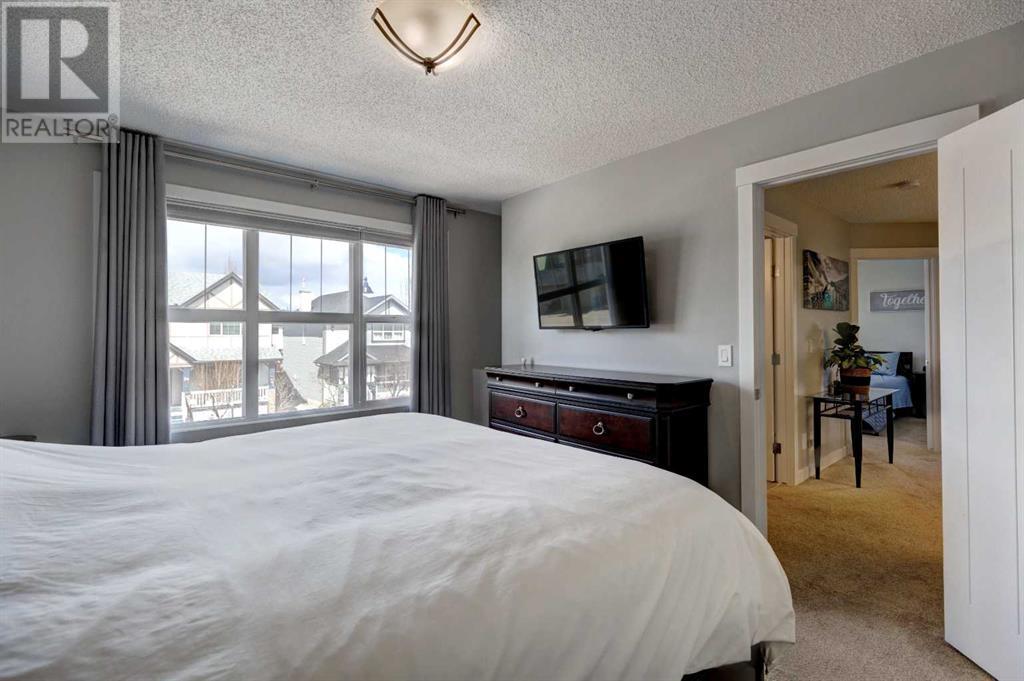 260 Silverado Range Close Sw, Calgary, Alberta  T2X 0C3 - Photo 18 - A2216300