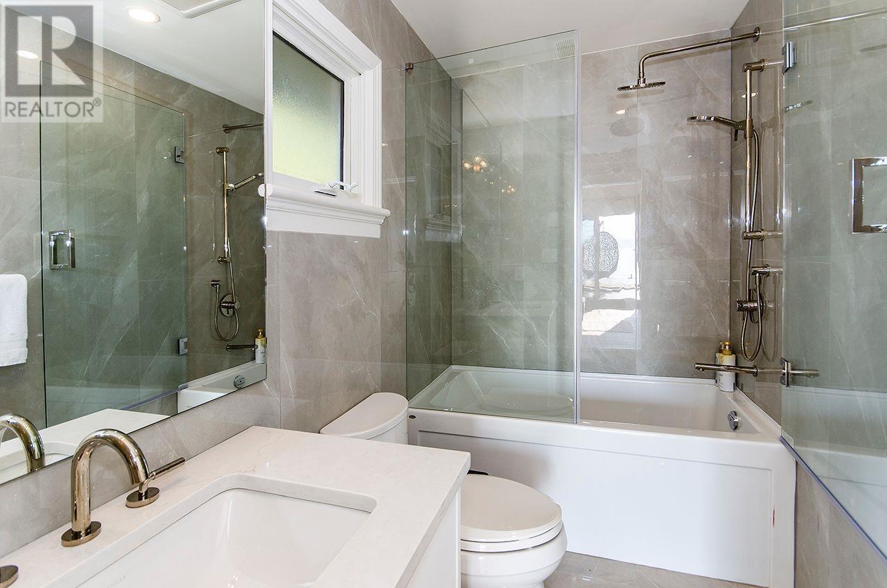13 Ocean Point Drive, Vancouver, British Columbia  V7W 3G7 - Photo 19 - R3001337