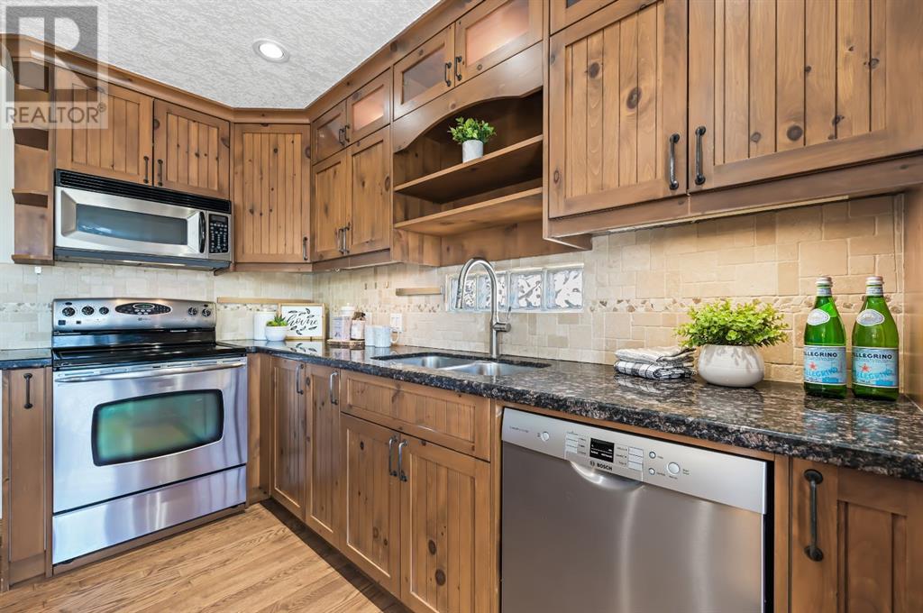 6323 Thornaby Way Nw, Calgary, Alberta  T2K 5K8 - Photo 11 - A2217606