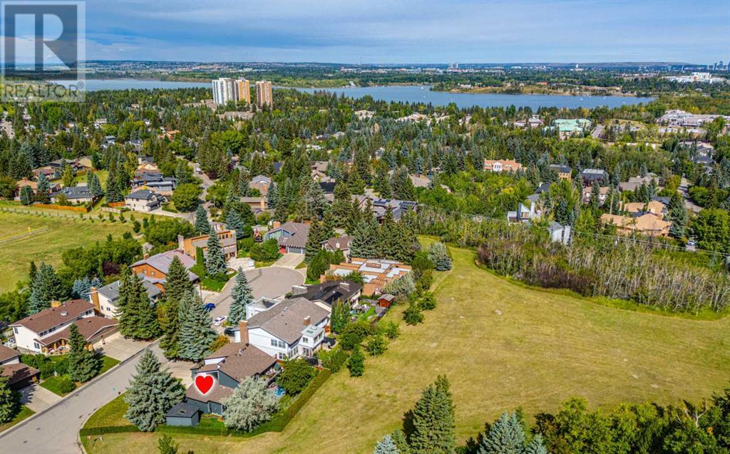 Property at 204 Pump Hill View SW image 3