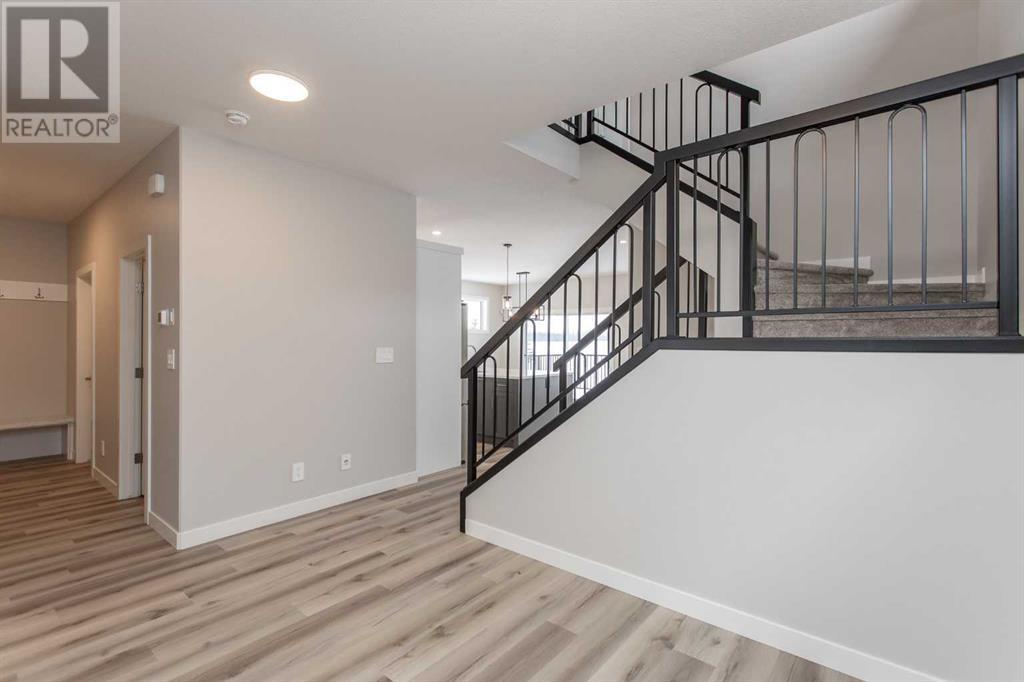 Property at 40 Emmett Crescent image 2