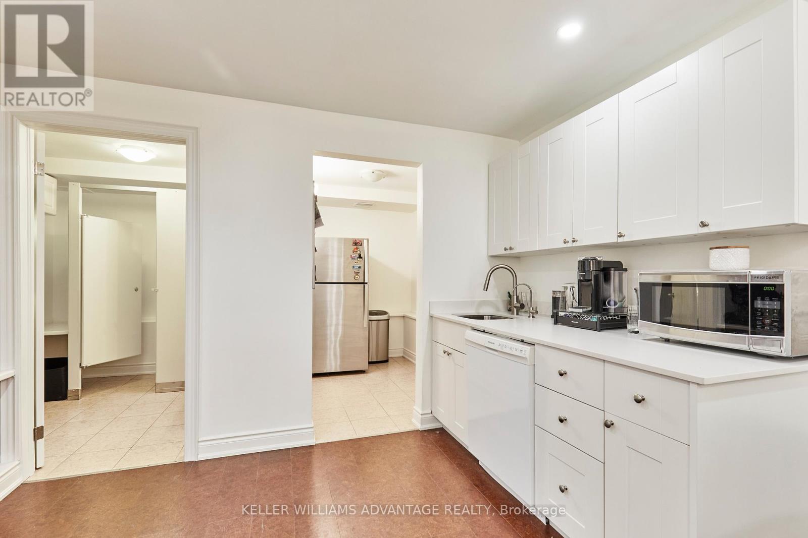 477 Davisville Avenue, Toronto, Ontario  M4S 1H9 - Photo 38 - C12078422