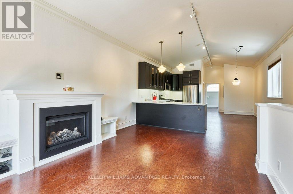 477 Davisville Avenue, Toronto, Ontario  M4S 1H9 - Photo 4 - C12078422