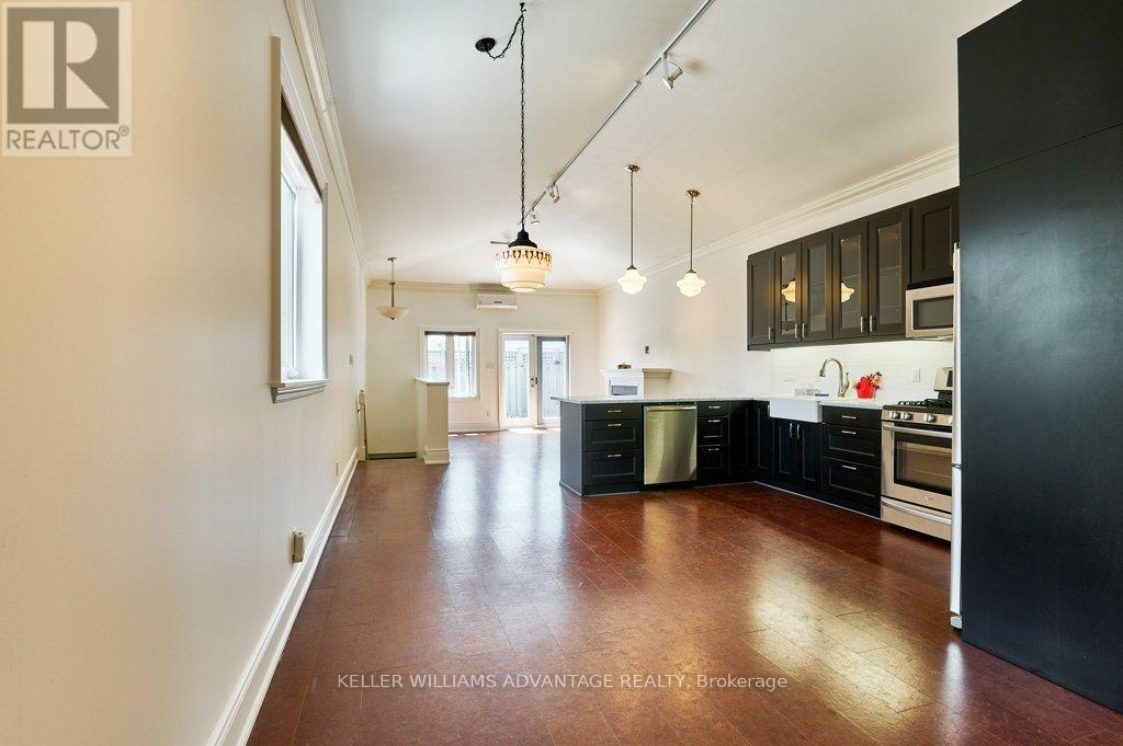 477 Davisville Avenue, Toronto, Ontario  M4S 1H9 - Photo 5 - C12078422