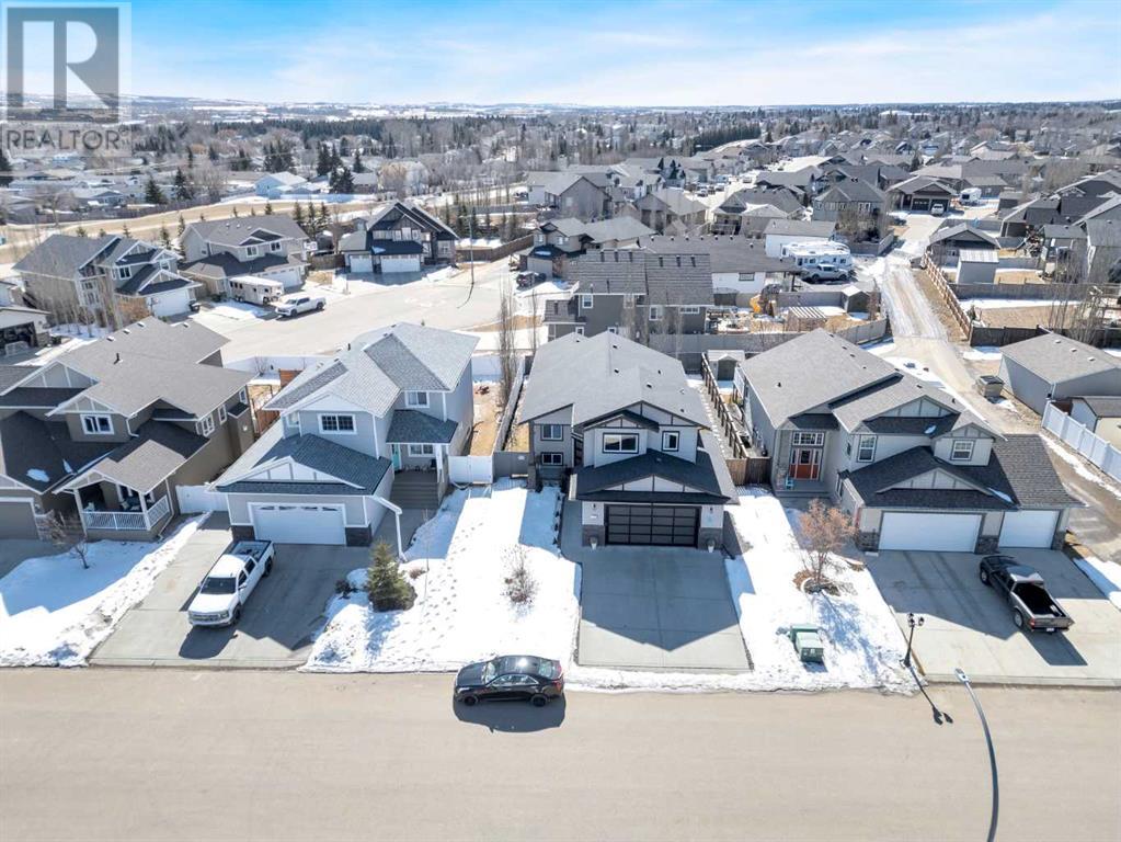 3 Elma Street, Lacombe, Alberta  T4L 2M3 - Photo 10 - A2204902