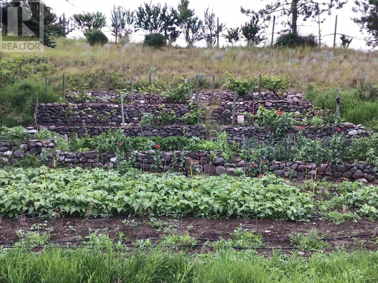 111 Harding Road, Williams Lake, British Columbia  V2G 5H5 - Photo 9 - R3001105