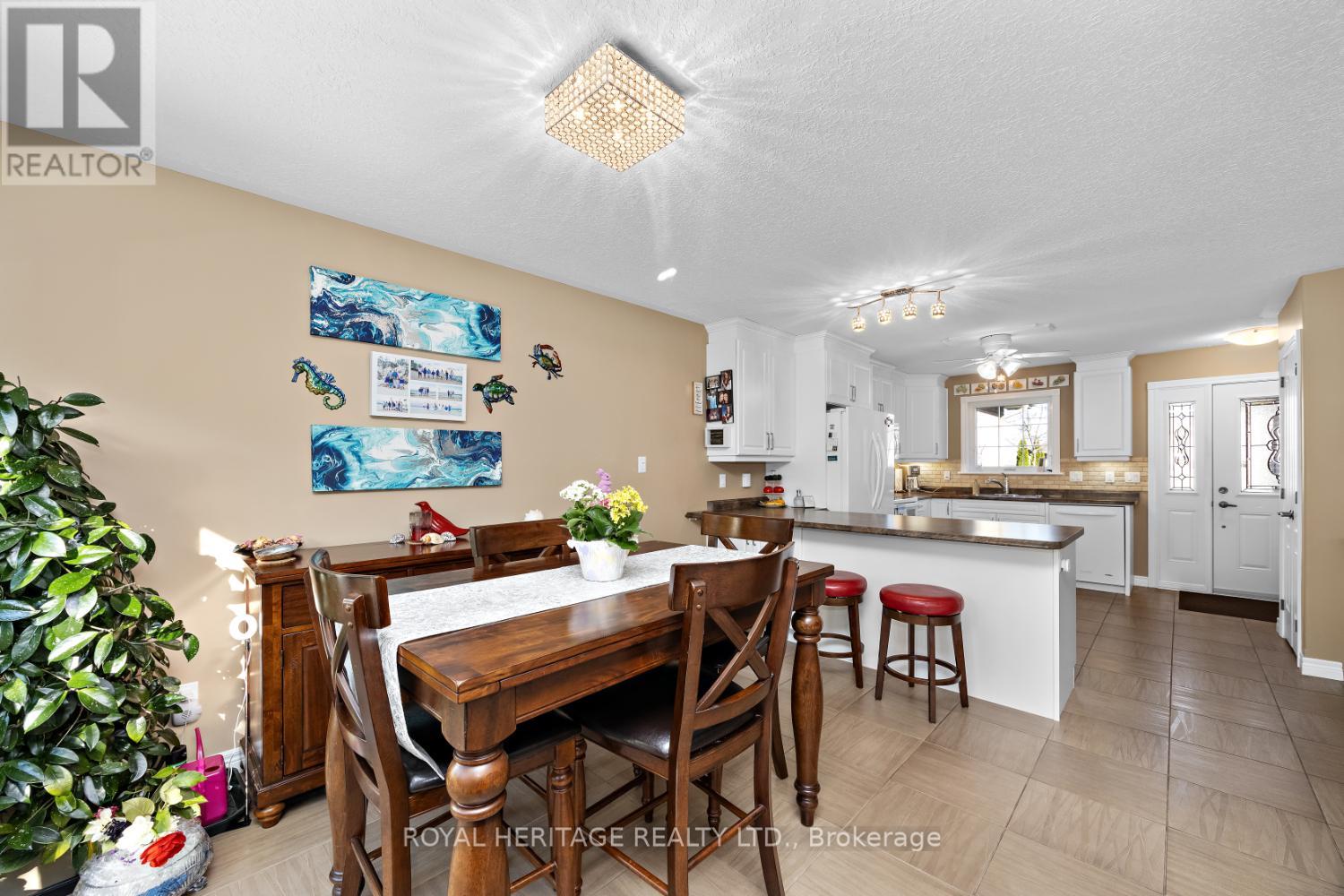 162 - 301 Carnegie Avenue, Peterborough North, Ontario  K9L 0G1 - Photo 10 - X12142006