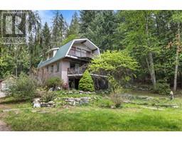 426 ASPEN Road, riondel, British Columbia