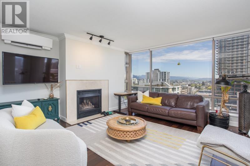 1304 1590 W 8th Avenue, Vancouver, British Columbia  V6J 4R8 - Photo 1 - R2998970