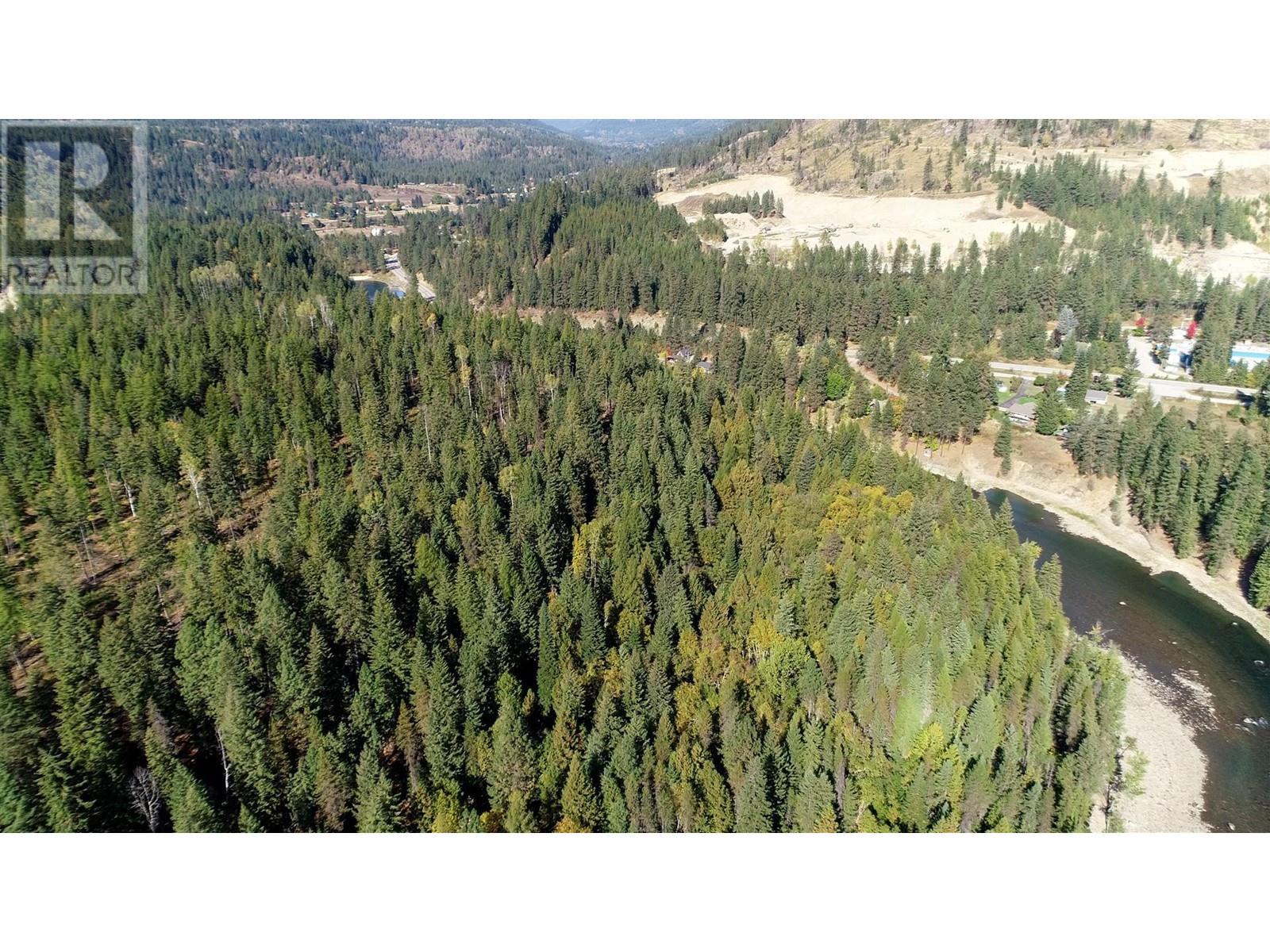 3751 Westwind Road, Krestova, British Columbia  V0G 1H2 - Photo 16 - 10346710